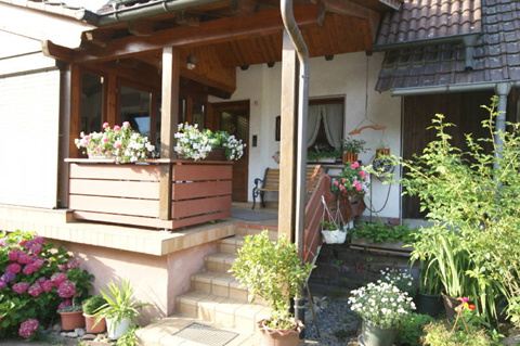 slide11509_150